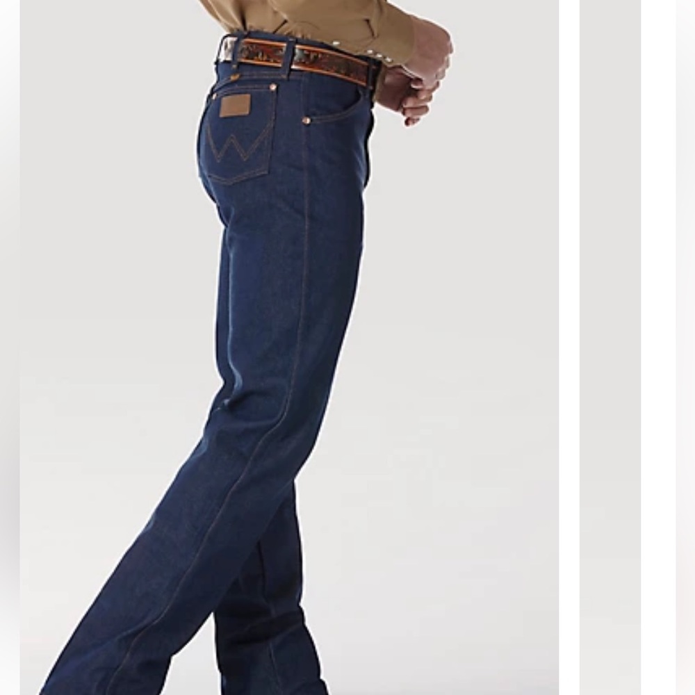 Men’s cowboy cut wranglers 31x34